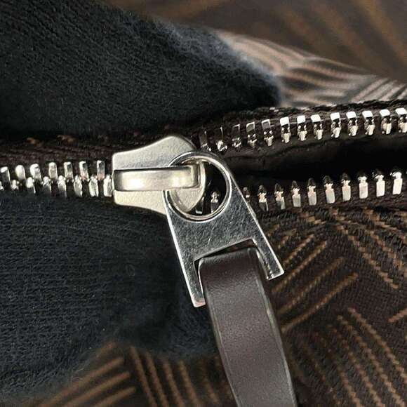 Bottega Veneta Double Knot Handbag - Picture 6 of 7